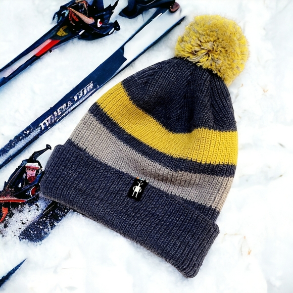 Smartwool Accessories - Smartwool navy and yellow pom beanie